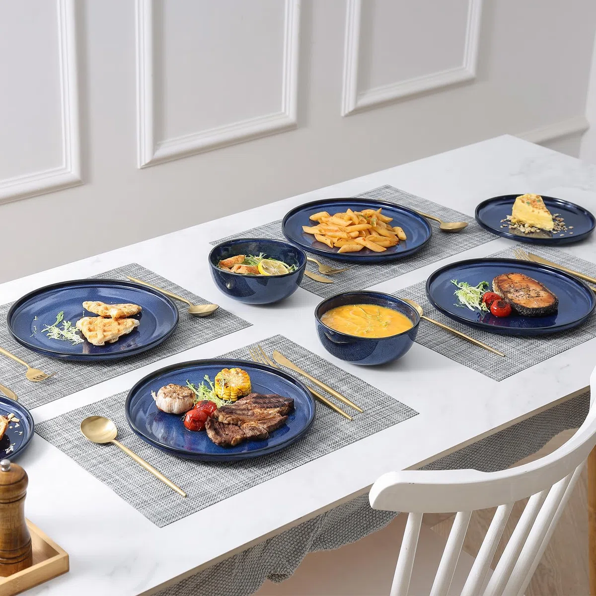 Vicrays Keramik-Geschirr-Set, 12-teilig, Speiseteller, Salatteller, Müslischalen, Set für 4 Personen, kratzfest, mikrowellengeeignet, spülmaschinenfest, Blau