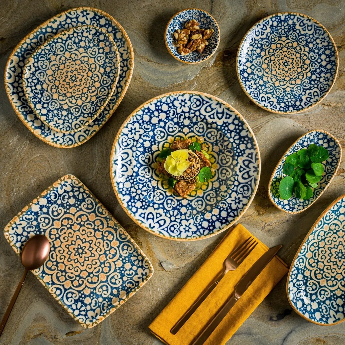 Bonna Geschirrset (Medium) - Alhambra - 24 teilig - 6 Personen - Porzellan